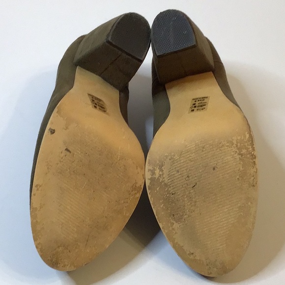 MICHAEL ANTONIO OLIVE GREEN SUEDE ANKLE HEEL BOOTS SZ 8 - Picture 12 of 16